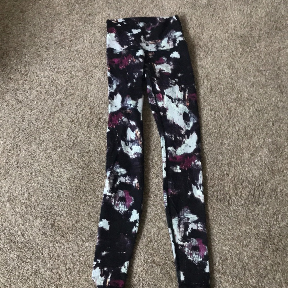 Lululemon Wunder Under Leggings Worn Once!
